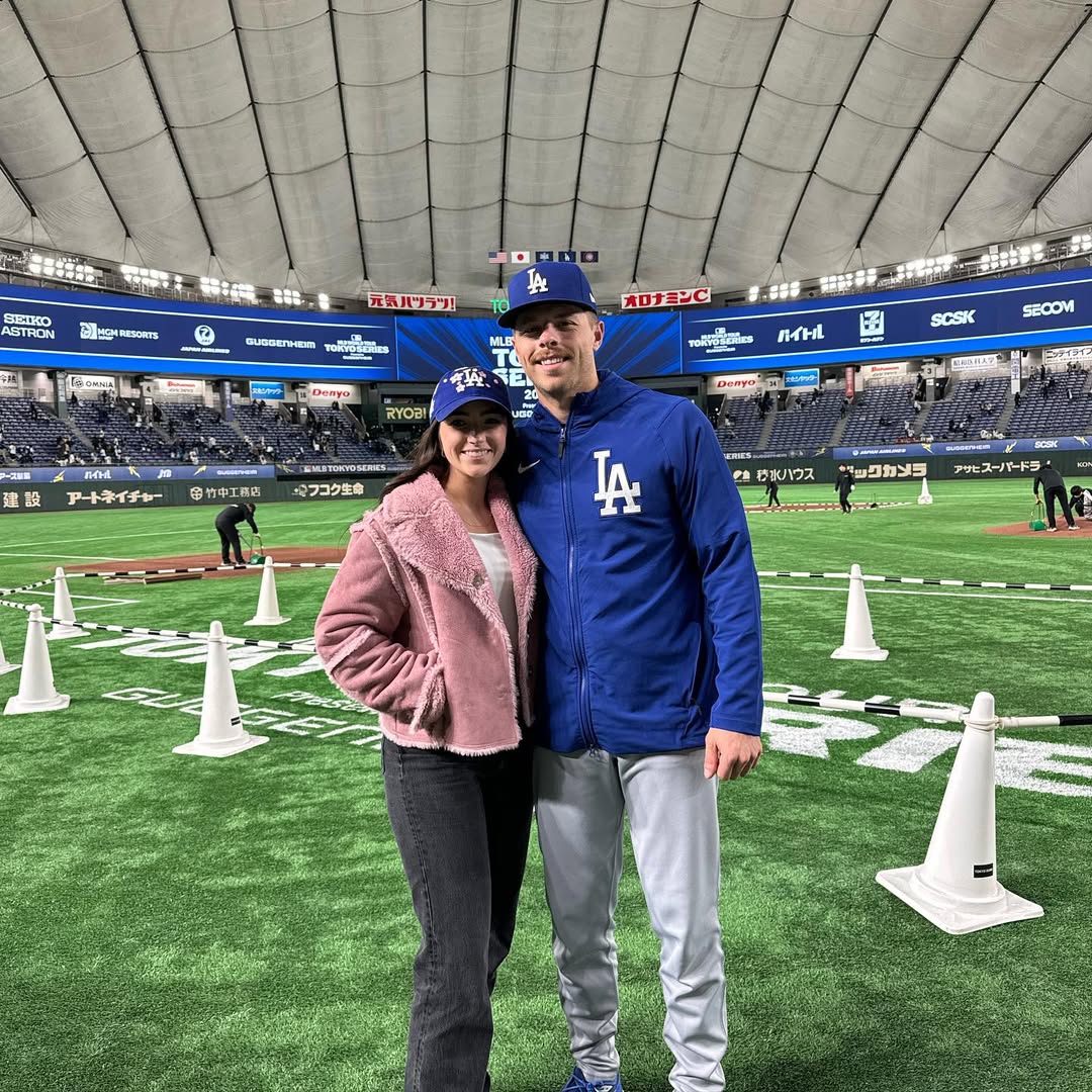 「なんて素晴らしいんだ」ドジャース捕手が東京の虜に!? 婚約者とのラブラブデート風景も