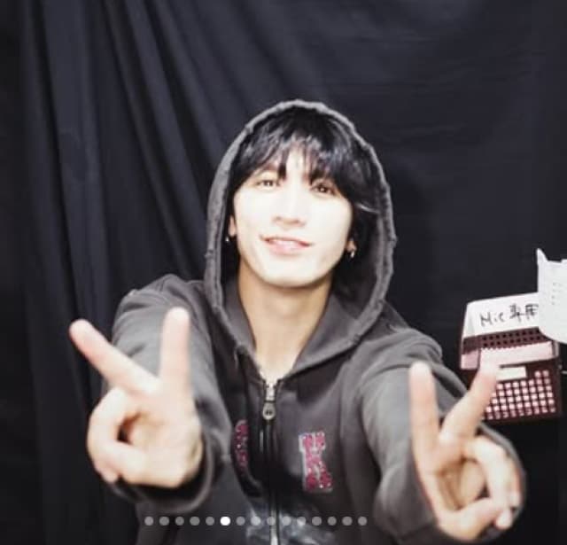 「イケメンすぎる」「ビジュ良」WEST.・藤井流星の最新ショットが話題沸騰中！