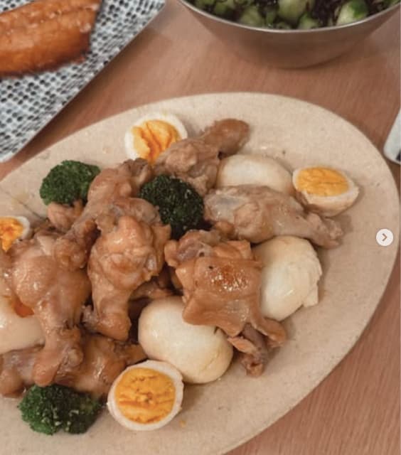 「今日もお疲れ様です」加藤綾菜が食欲そそる献立を披露！