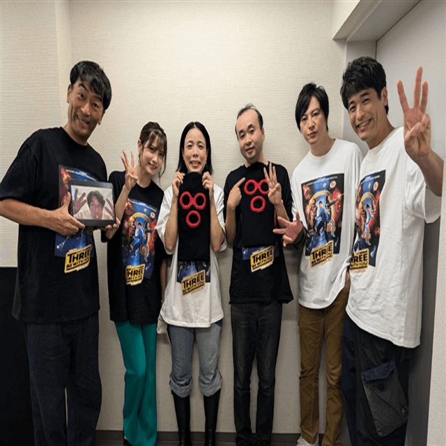 桃月なしこ、「映画THE3名様Ω 」初日舞台挨拶の謝意を伝える