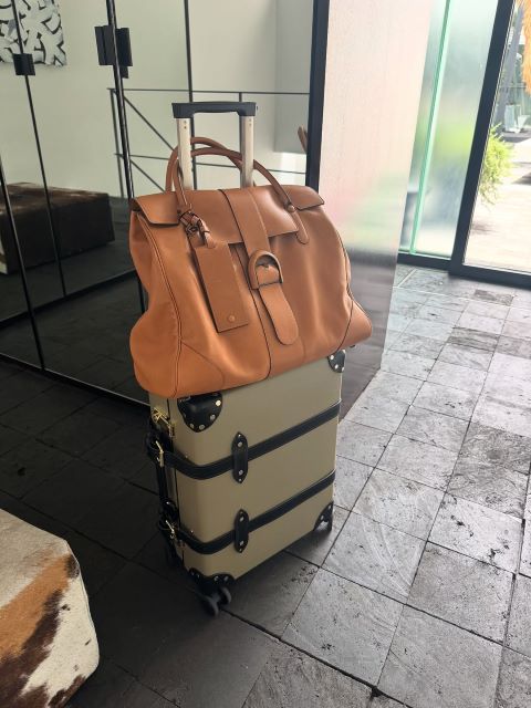 滝沢眞規子の出発スタイルが美しすぎる。ラグジュアリーな旅支度に息をのむ