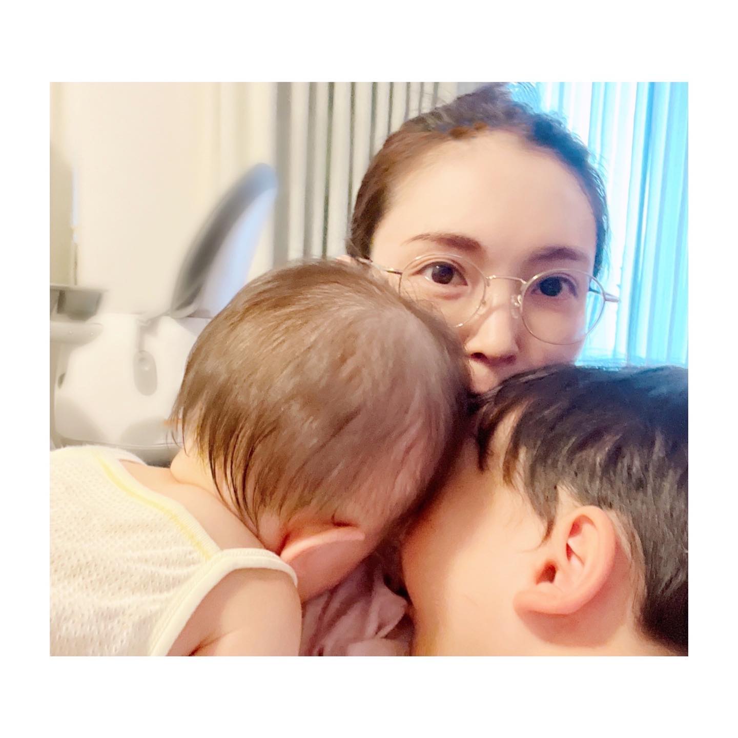 「2人で大笑いしながら押し寄せて…」押切もえさんの親子ショットが可愛すぎる💕