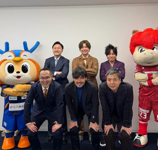 松井大輔、V・ファーレン長崎の勝利を見届ける！『白熱した試合でした』