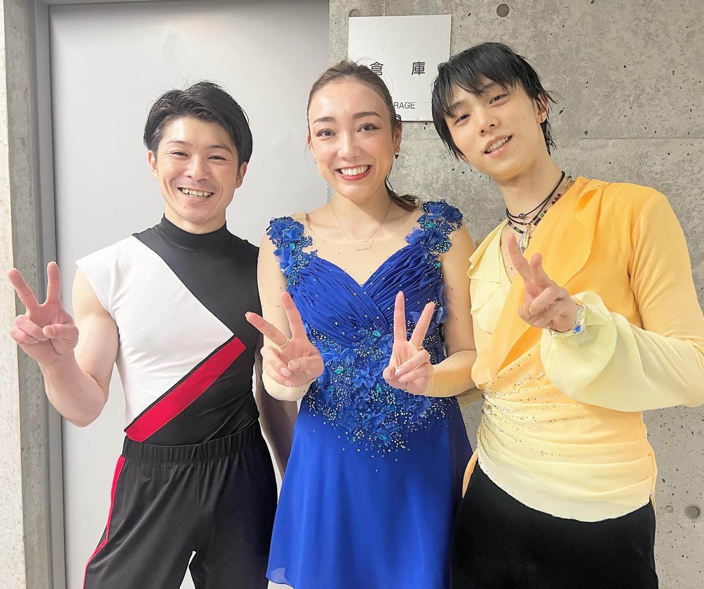 👀本郷理華が羽生・内村との超豪華スリーショットを公開❣️📸