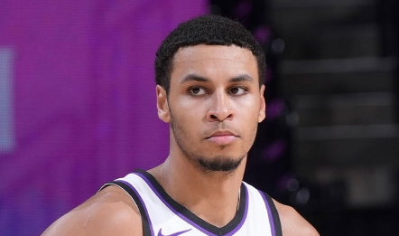 NBA “静かなる守護神”キ―ガン・マレーが主催！キングスの“ブロック祭り”が大反響「センター超えてる」