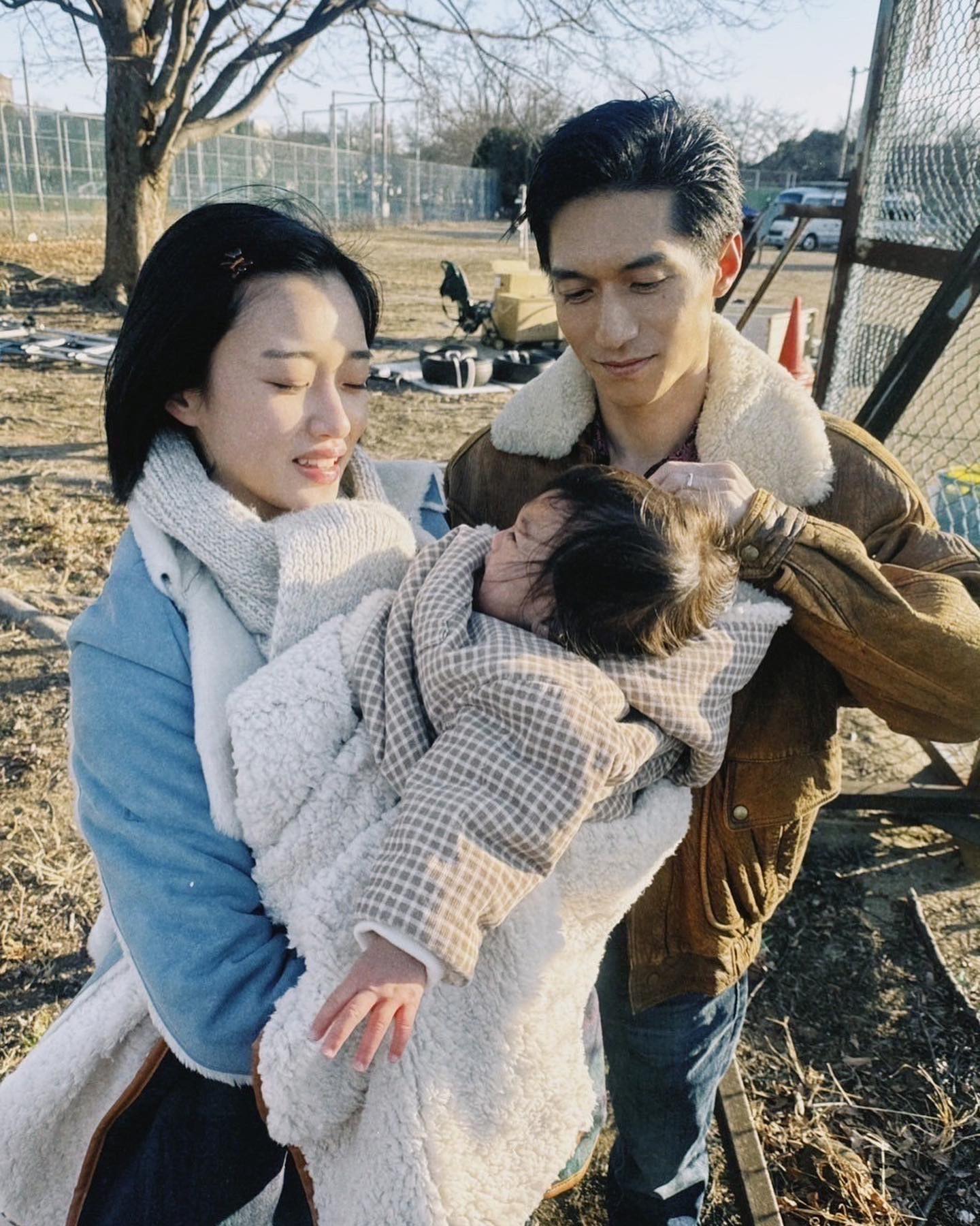 「本当の家族みたい！」ドラマ「不適切にもほどがある！」の最新オフショットが話題に💖