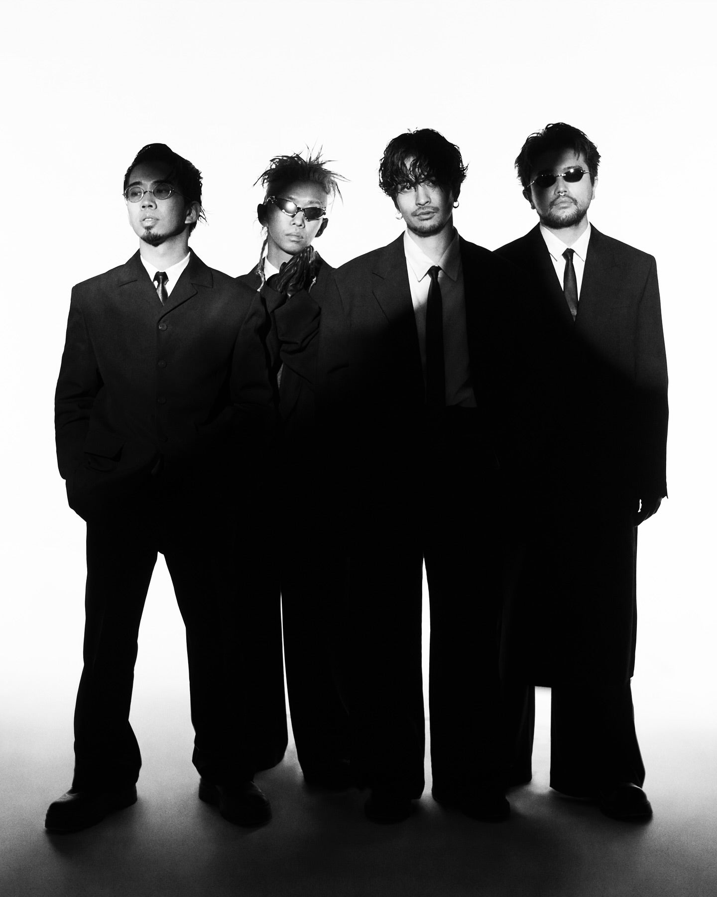 King Gnu・常田大希が新曲「AIZO」を発表「新年早々ド派手に宜しくお願い致します。」