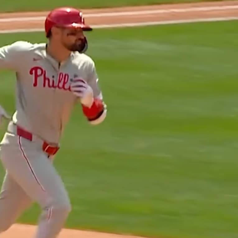 小笠原も唖然？フィリーズ・カステラノスが16号本塁打　フィリーズ公式インスタグラムより