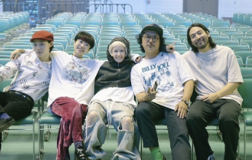 木村カエラ、武道館での20周年ライブが大盛況！「泣いて笑って忙しかった」