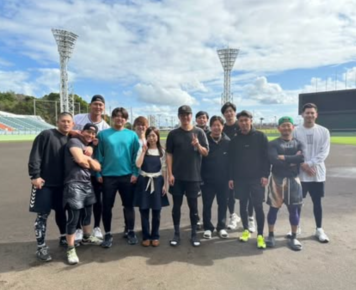 「自主トレ終了です！」石塚裕惺、沖縄での充実した時間を報告