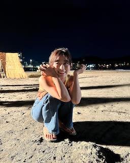 「もうこれは恋でしかないです！😻✨」ドラマ「真夏のシンデレラ」森七菜のオフショットにファンもキュンキュン💝