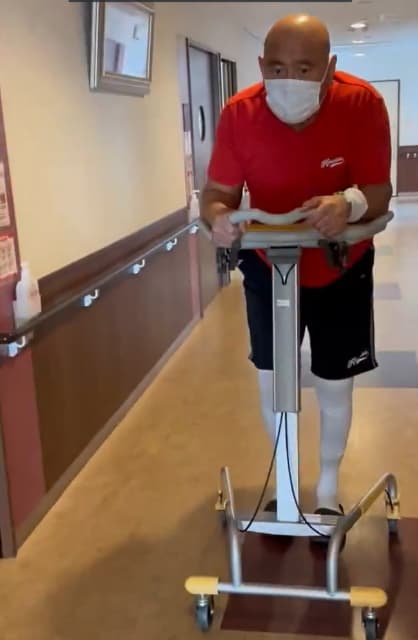 元プロレスラーの武藤敬司が両膝手術後の様子を動画にて投稿！元気な姿にファンも一安心