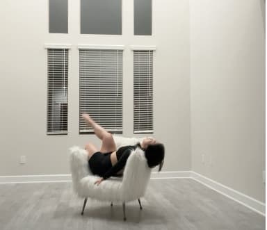 有名サスペンスドラマの曲で踊るゆりやんにファンも「選曲！笑」の声続出！