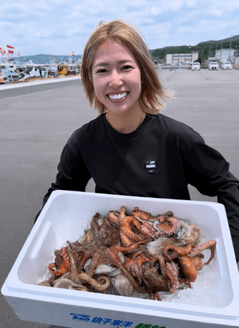 「凄っ」「美味しそう!!」INAC神戸レオネッサ・成宮唯、