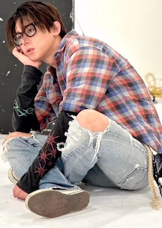 「髪型とか表情、全てがタイプすぎる」WEST.小瀧望のモデル姿がカッコ良すぎると話題に