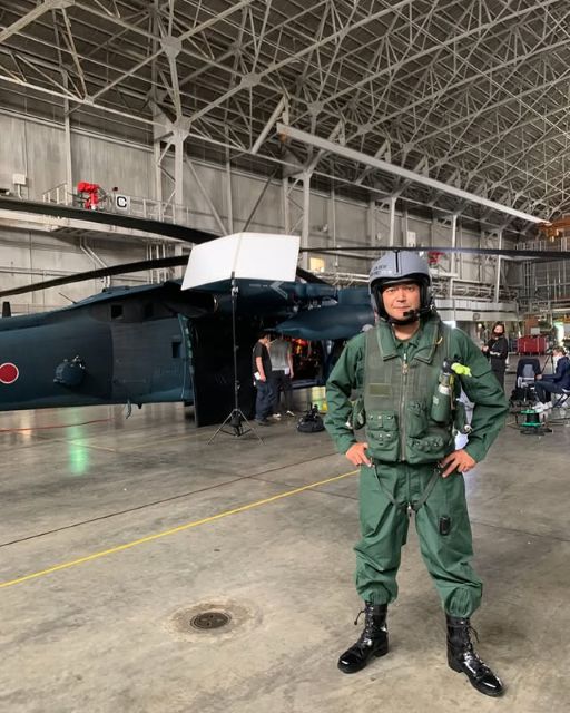 「ぐっさんかっこいい！」山口智充、『THE突破ファイル』ロケショット公開！自衛隊パイロット隊服姿にファン歓喜