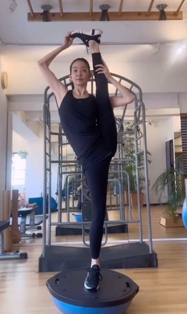 松島花が超バランストレーニング動画を公開！