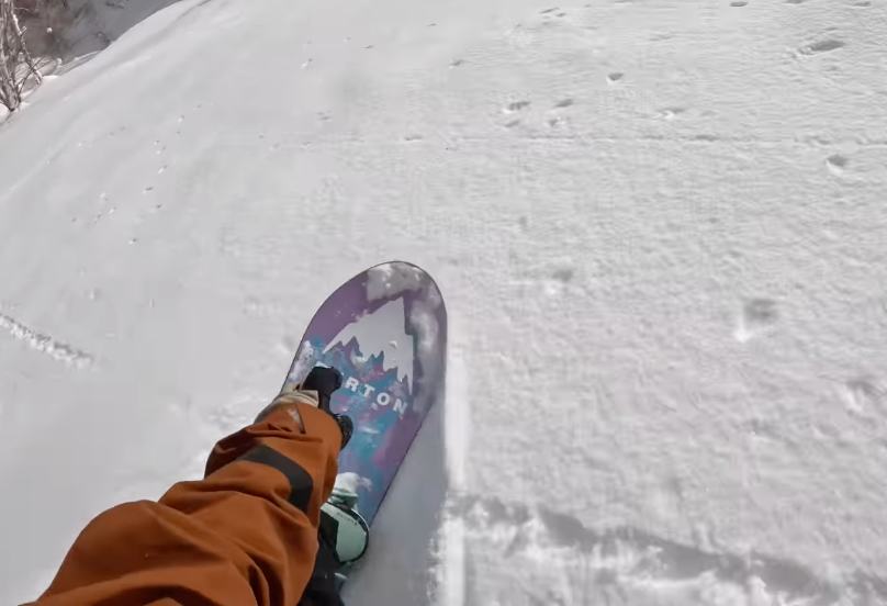 涼しさ全開！今井胡桃が真夏に届けた爽快スノーボード映像