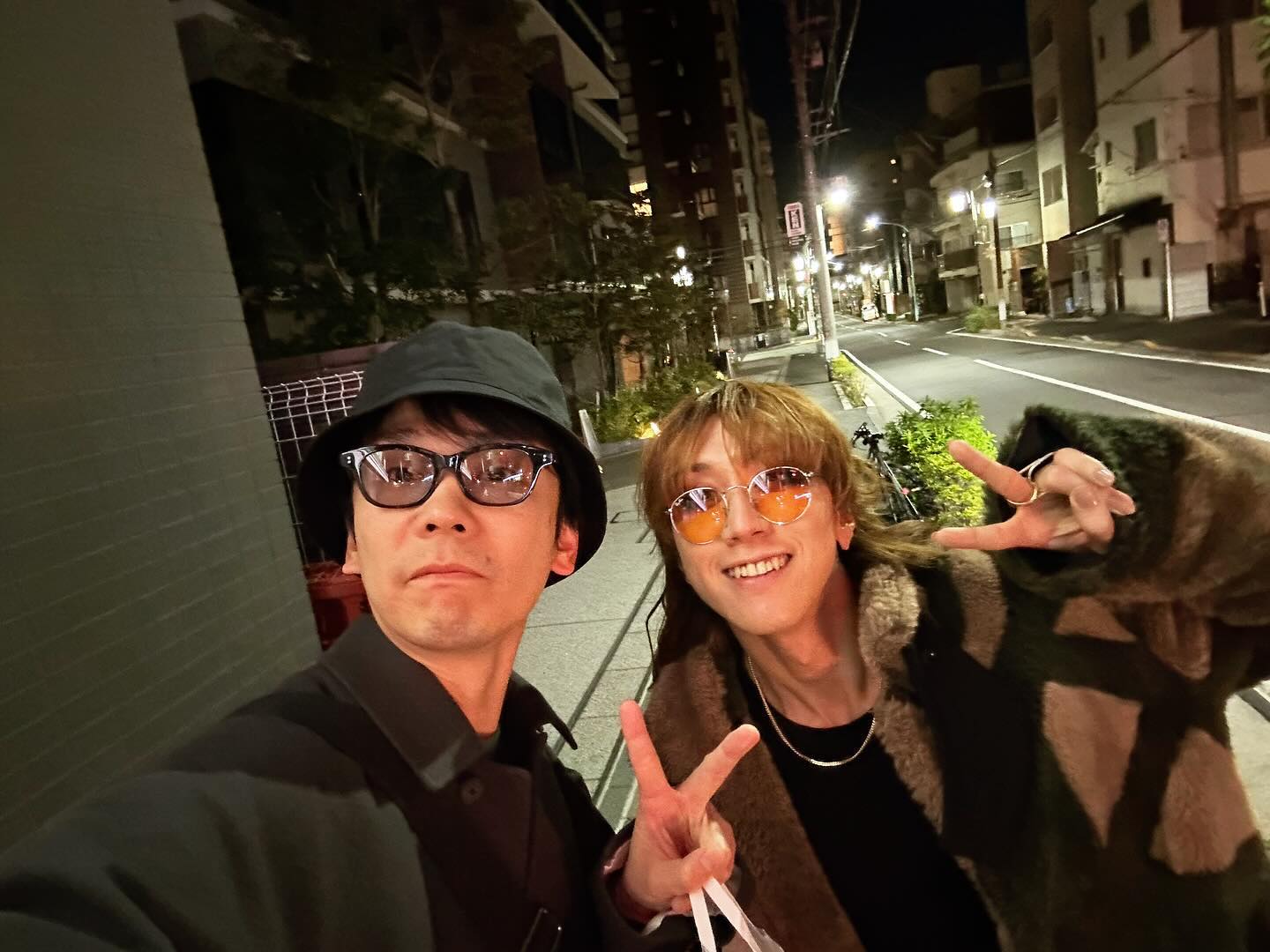 かまいたち濱家があの人気バンドメンバーとデート⁉️「よりが戻ったんだ❤️」