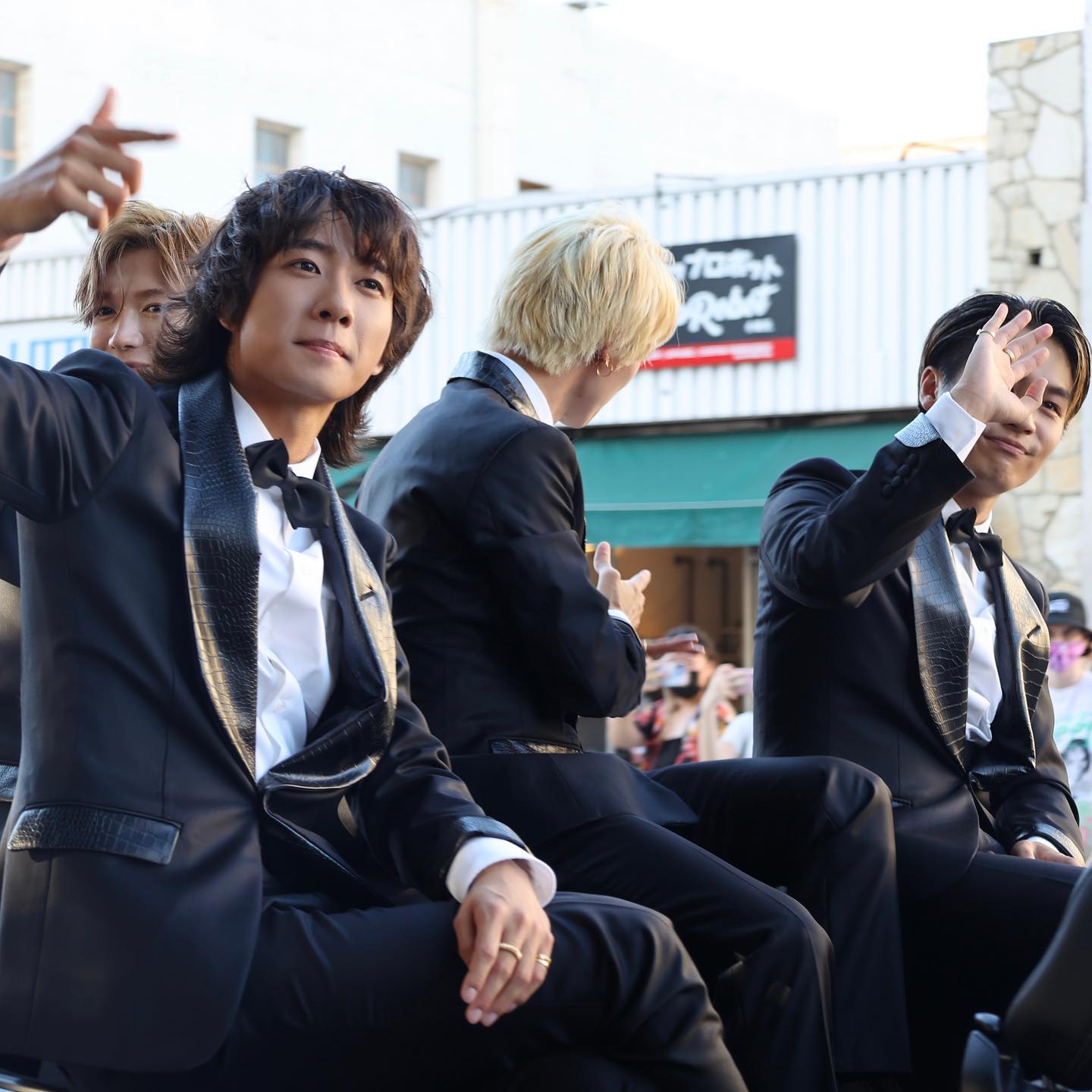 Travis Japanのタキシード姿が王子様すぎる✨👑💖「見慣れないからドキドキします💓」