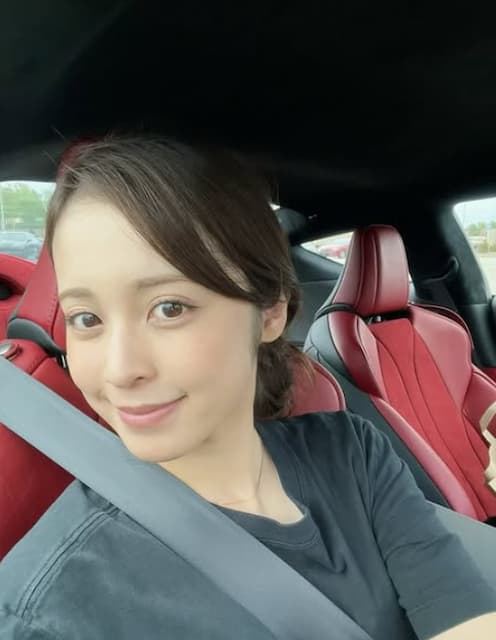 久慈暁子がちょうど1年前のアメリカ生活を振り返る