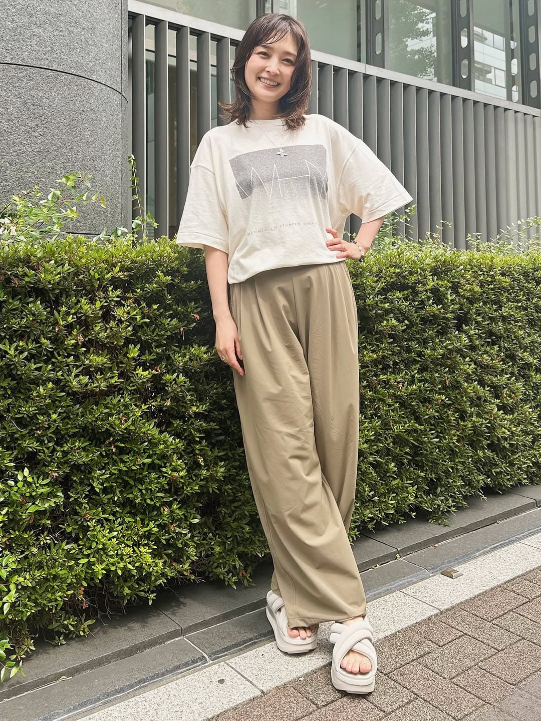 「いつまでもかわいい」二児の母とは思えぬ透明感！元モー娘。〇〇の“ラフ私服”に称賛の嵐
