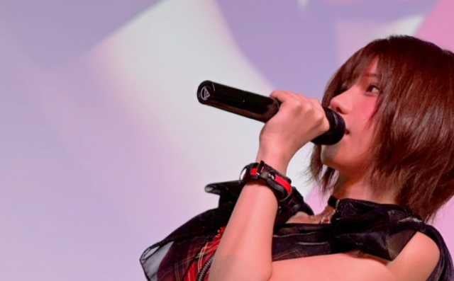 えなこ、新衣装で『ENACHORD』リリースイベントを大成功！