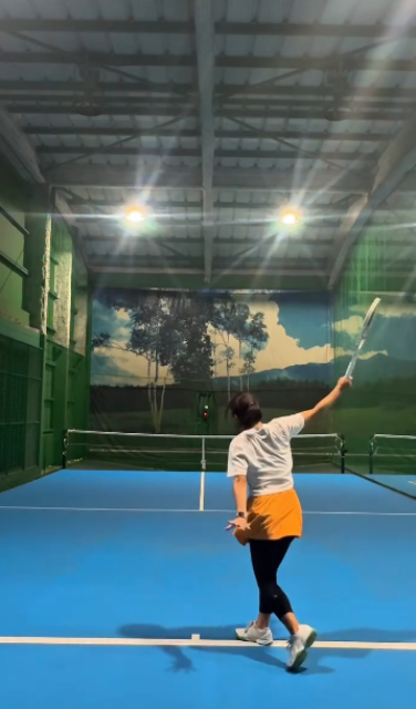 「気分転換に」元プロテニスプレイヤー美女・宇野真彩、気まぐれ