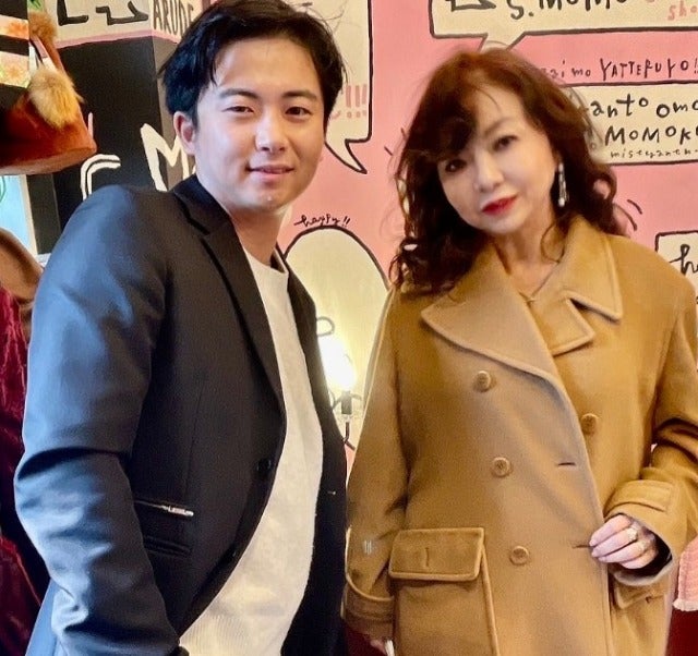 ハイヒール・モモコがタヒチ、イースター島ロケで買ってきた現地の商品がS.MOMOに！