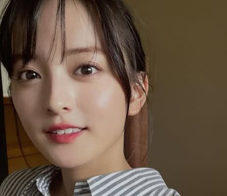 透明感が高すぎ！元アイドル・清井咲希 お姉さん感のある写真を披露！