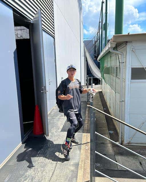 読売ジャイアンツの中田翔がチームメイトのオフショットを公開📸
