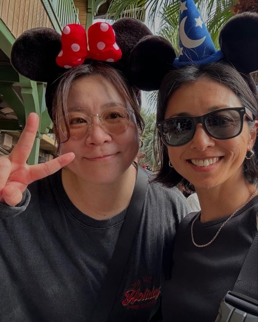 片岡安祐美、息子のために休みを取ってくれた親友との感動ディズニー時間に思わず涙