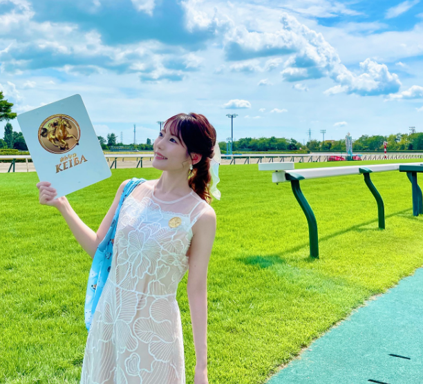 竹俣紅アナ、新潟競馬場から「みんなのKEIBA」生リポート　次週はアイビスサマーダッシュ展望