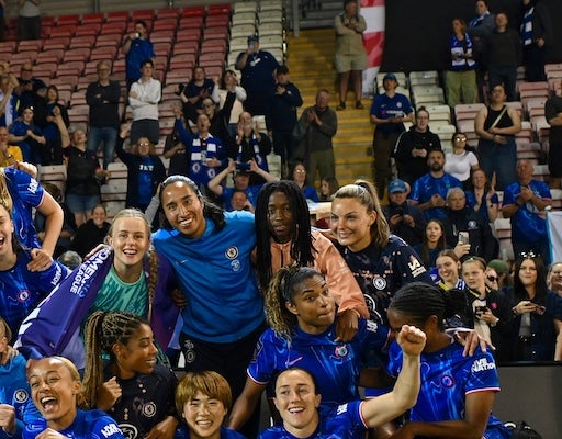 浜野まいか所属のチェルシー女子がリーグ6連覇を達成！