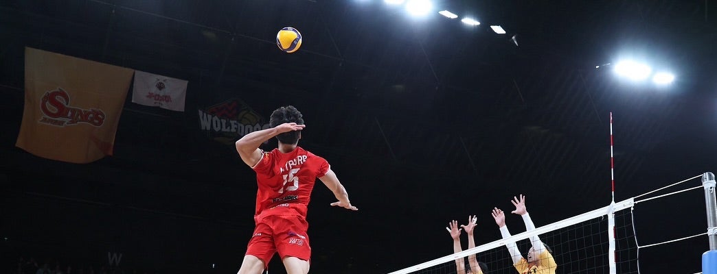 バレー男子日本代表・宮浦健人、新天地でのプレシーズンマッチで躍動！