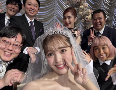 平野ノラ、ニコルの結婚式で感激！「ズームイン👆じゃなく、きれいだぞニコル！」