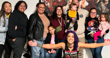 ベイリー、家族写真を公開！「世界に喜びをもたらす」ファンの声が殺到