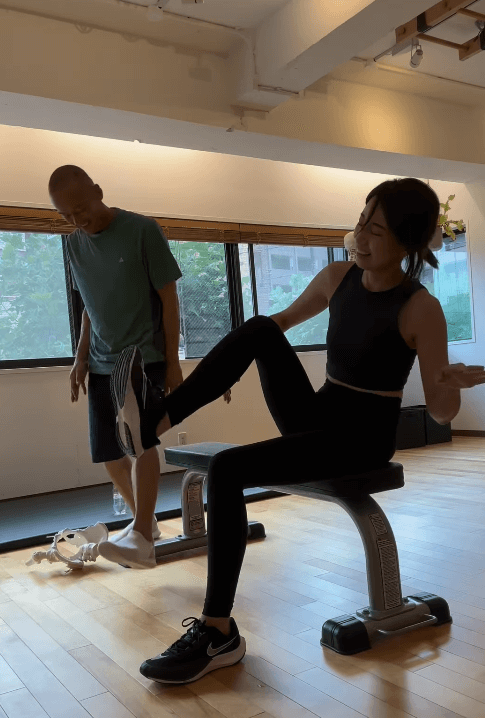 東原亜希、インスタでリハビリ風トレーニング動画を公開！ファンから絶賛の声