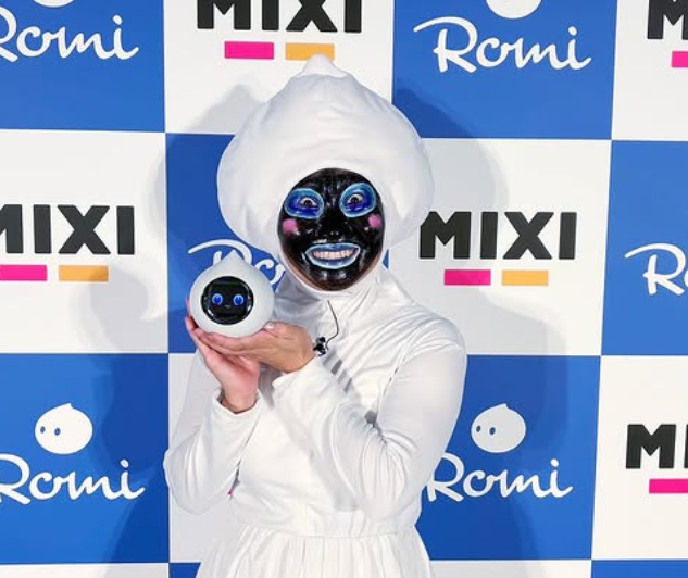 会話AIロボットRomi発表会に登場！キンタロー。が“キンタロミィ”姿で話題に