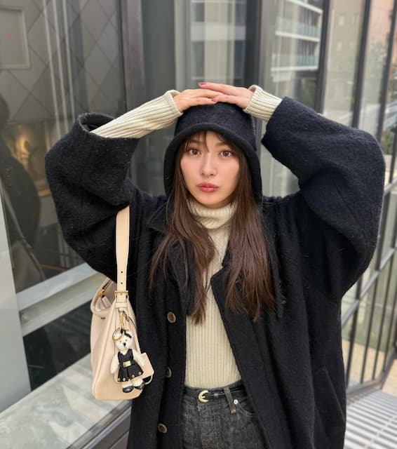 内田理央、「ブラック&ベージュのお買い物こーで」が可愛すぎると話題！