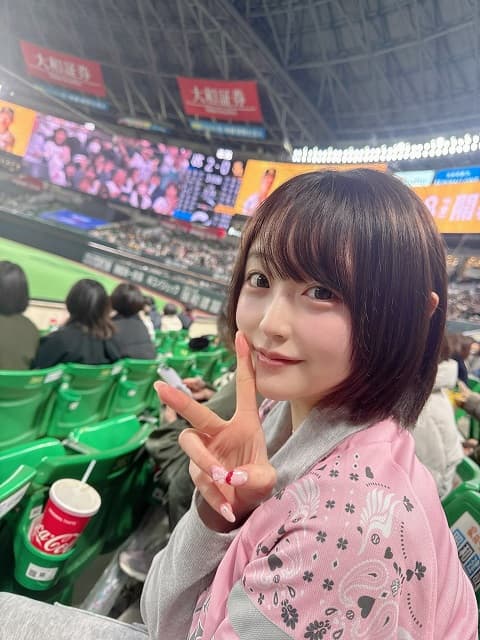 HKT48メンバーが今季初のドーム観戦報告！「まけほーだったけど」と現地の雰囲気を堪能