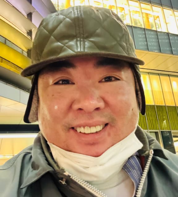 ドランクドラゴン塚地、自分へのクリスマスプレゼントに耳当て付き帽子？を買う…