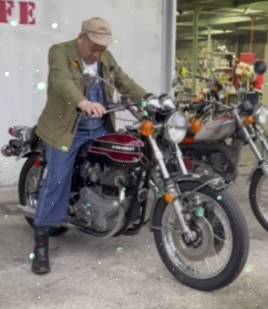 野性爆弾くっきー、YouTubeで「2台買い」の男気見せる！「かっこいい」とファン絶賛！！