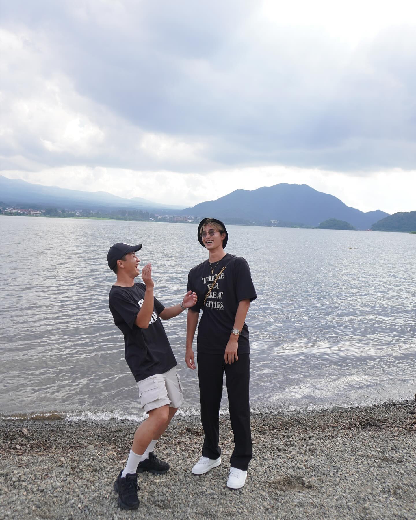 藤尾翔太がけいや兄さんと河口湖