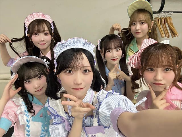 「 かわいくてどうしようかと…」イコラブ・野口衣織が”サンリオ”キャラにメロメロ!?メンバーとの仲良しショットも供給！