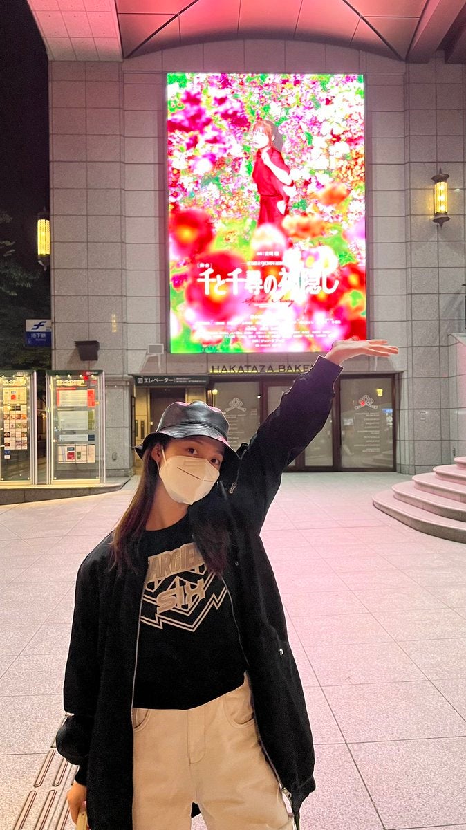 「新たな撮影スポット！聖地巡礼させていただきます〜🥺」橋本環奈さんが地元でパシャリ📸