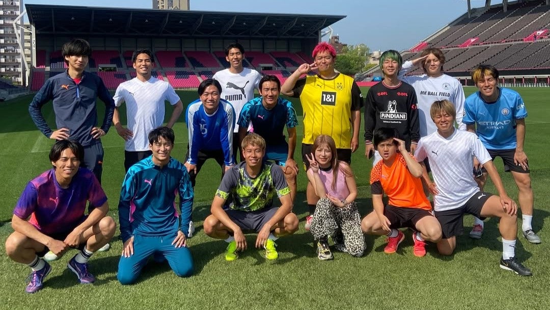 あの人気ミュージシャンがヨドコウ桜スタジアムに登場…まさかのコラボに驚きの声