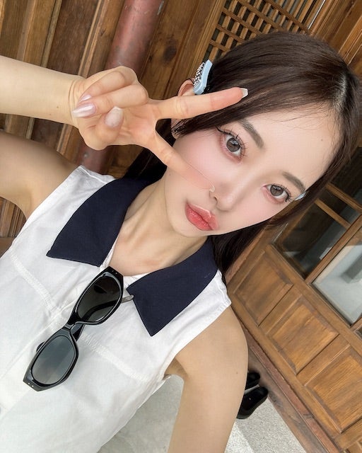 「またすぐ行きたいな〜」元乃木坂メンバーが全身白コーデで韓国を満喫