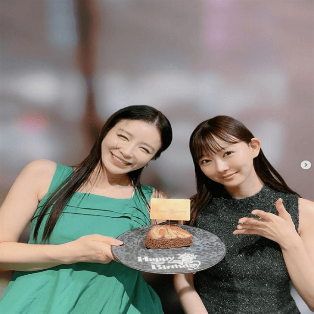手島優が誕生日の終盤に”サプライズ”を受け感激！彼女が惚れ直す美女とは