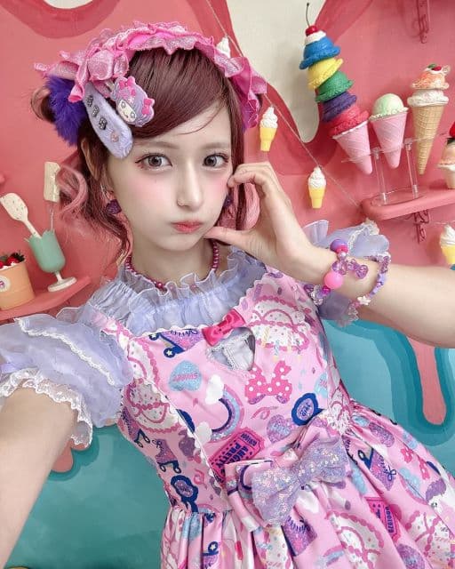 あの大人気原宿系インフルエンサー、かわいいを詰め込んだショットにファンからは”なんでそんなにかわいいの？”の声